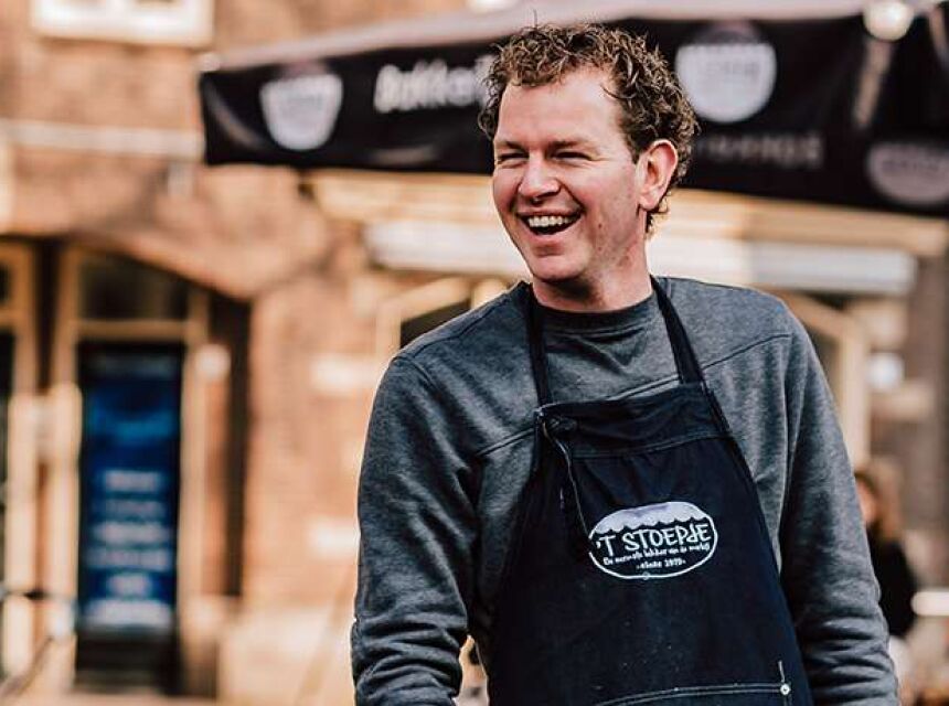 Stoepjebakker Niels Koelewijn & zijn klanten